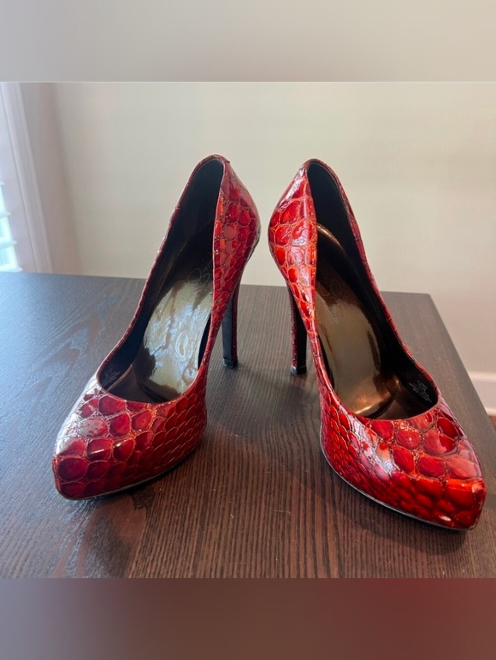 Jessica Simpson Red Croc-Embossed Stiletto Pumps